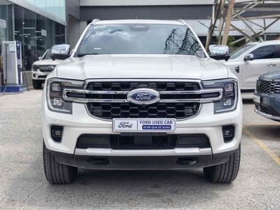Ford Everest Titanium 4x4 2025 Trắng