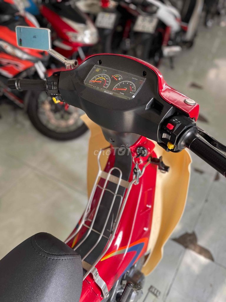 Suzuki RGV 120 Đỏ kem Côn tay. Mua bán Xe máy tại Thành phố Ngã Bảy Hậu Giang được đăng bởi Xe Máy Minh Hiếu Hậu Giang  hình 3