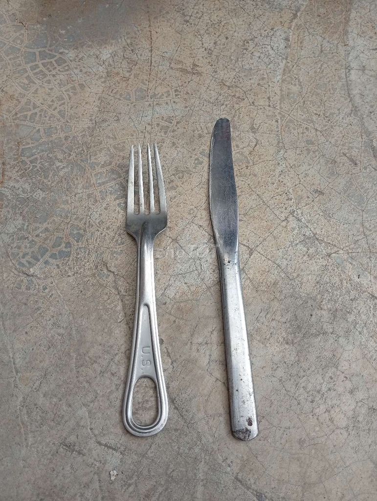 Dao nĩa ăn Inox US xưa. Mua bán Dụng cụ nhà bếp tại Quận 12 Tp Hồ Chí Minh được đăng bởi Ông chú đồ cổ hình 1