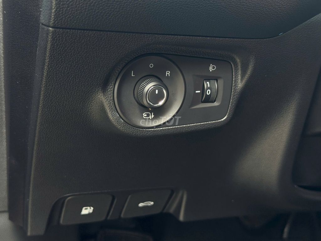 Carpla Cần Thơ mới về siêu phẩm. Mua bán Ô tô tại Quận Ninh Kiều Cần Thơ được đăng bởi Ngọc Carpla Cần Thơ Chuyên mua bán ô tô qua sử dụng hình 18