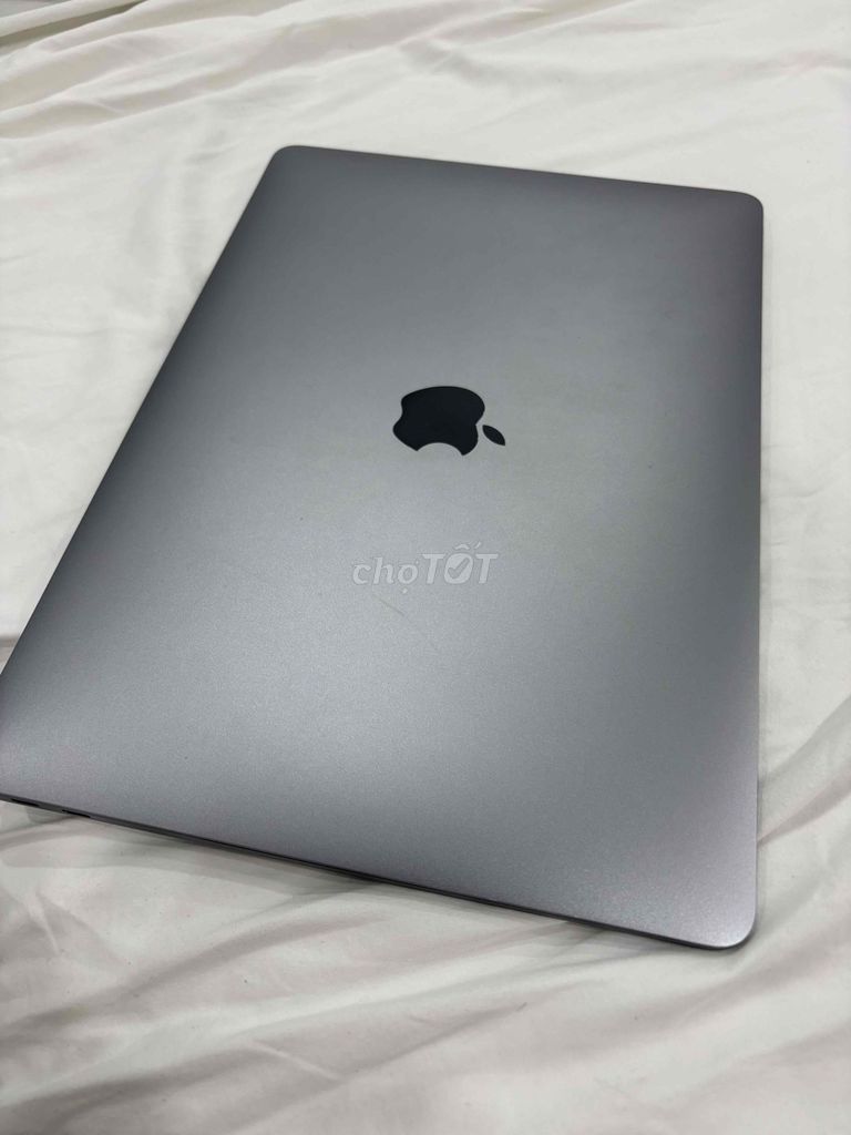 Apple MacBook Air M1 8GB Ram 256GB SSD. Mua bán Laptop tại Quận Ngũ Hành Sơn Đà Nẵng được đăng bởi Wong Chi Fung hình 1