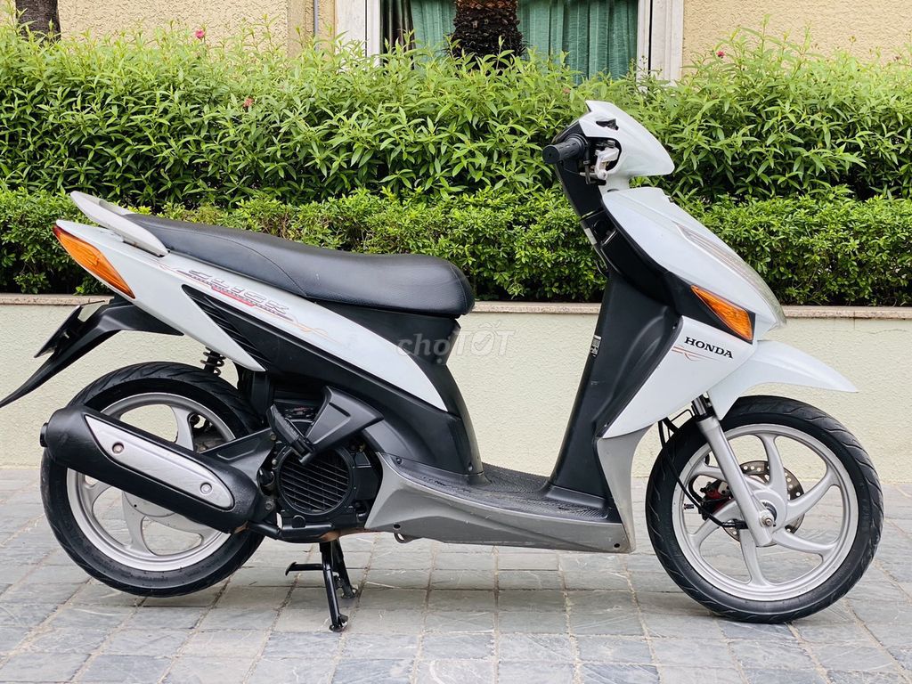 HONDA CLICK 110FI NGUYÊN ZIN BIỂN 29. Mua bán Xe máy tại Quận Nam Từ Liêm Hà Nội được đăng bởi Hải Hùng hình 4