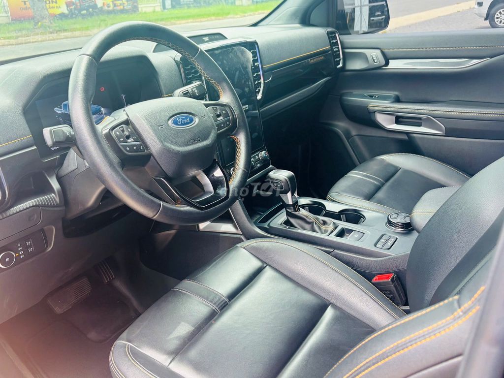 Ford Ranger Wildtrak 2023 - Ghi xám. Mua bán Ô tô tại Huyện Ninh Phước Ninh Thuận được đăng bởi Lê Chí Tâm hình 3