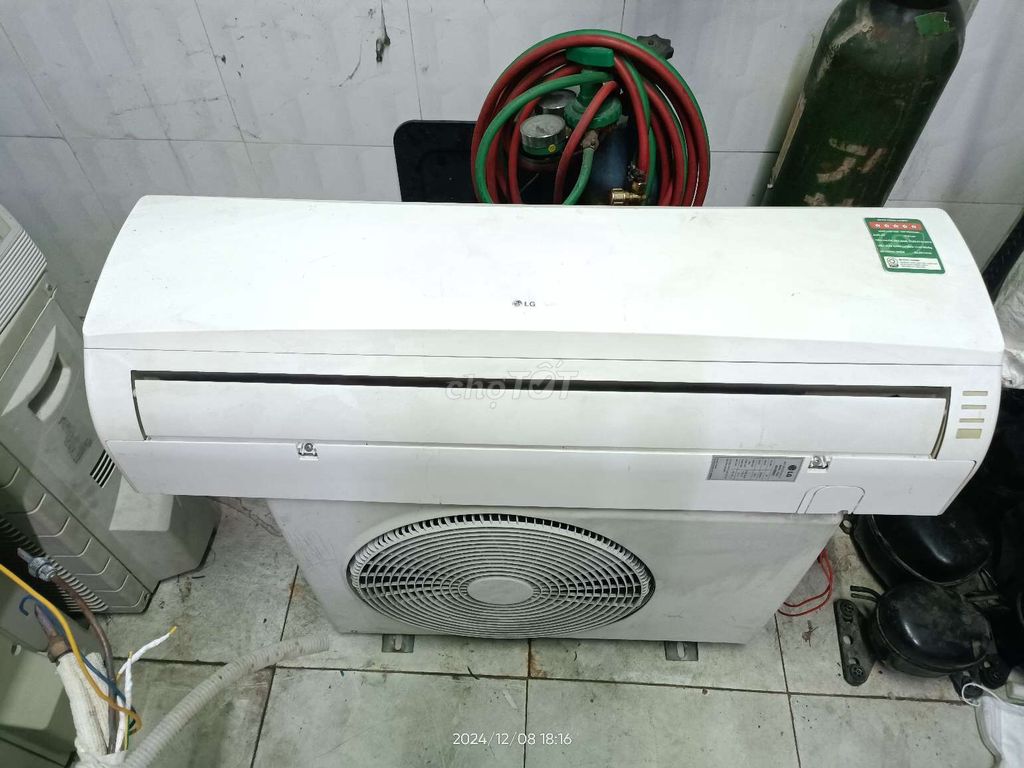 Máy lạnh LG 1,5hp bao lắp đặt tặng ống đồng