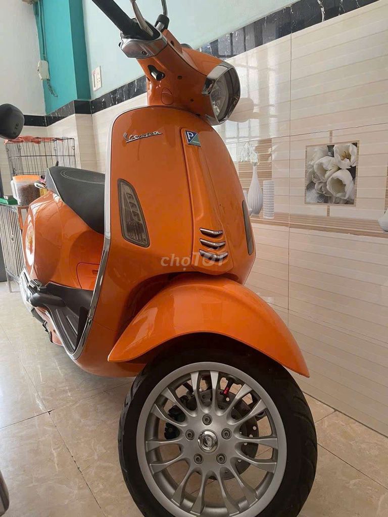Piaggio Vespa Sprint 125cc màu Cam. Mua bán Xe máy tại Quận Bình Tân Tp Hồ Chí Minh được đăng bởi Dung Nguyễn  hình 1