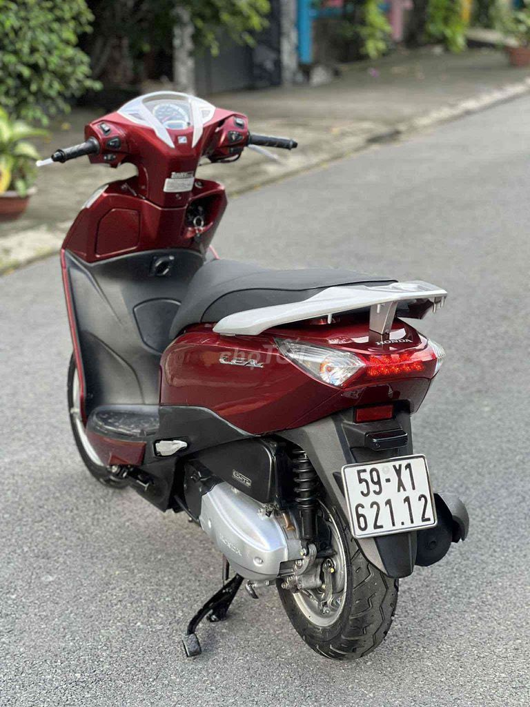xe hòna  lead 2015 màu đỏ đô mỡi ken 95%. Mua bán Xe máy tại Thành phố Thủ Đức Tp Hồ Chí Minh được đăng bởi Nguyễn Thanh Bình hình 6