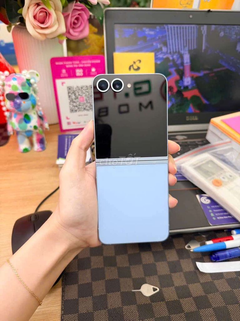 Samsung Galaxy Z Flip 6 256GB Xanh. Mua bán Điện thoại tại Quận 7 Tp Hồ Chí Minh được đăng bởi Minh phương hình 1