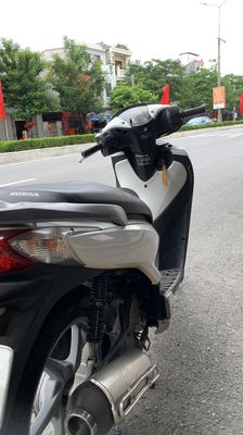 Sh nhập ý.máy zin,hồ sơ cầm tay.ít sd. Mua bán Xe máy tại Quận Kiến An Hải Phòng được đăng bởi Tuan