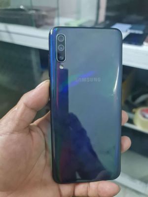 Samsung Galaxy A70 128GB Đen 2 sim