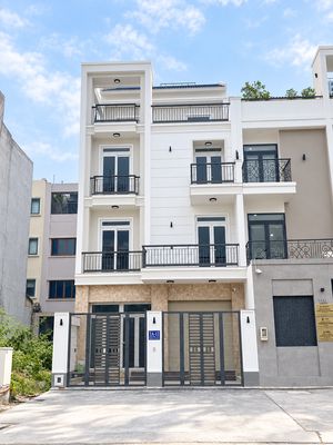Аренда · 5 комн. · 140 м² · Thành phố Thủ Đức, ул. Đường Vũ Tông Phan