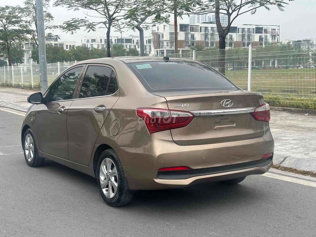 Hyundai Grand i10 Bản đủ Số sàn. Mua bán Ô tô tại Quận Hoàng Mai Hà Nội được đăng bởi NHẬT DOANH AUTO  hình 4