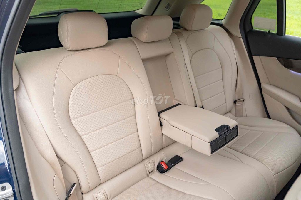LONG ANH AUTO về Mercedes GLC200 2021. Mua bán Ô tô tại Quận 7 Tp Hồ Chí Minh được đăng bởi LongAnh AuTo  hình 10
