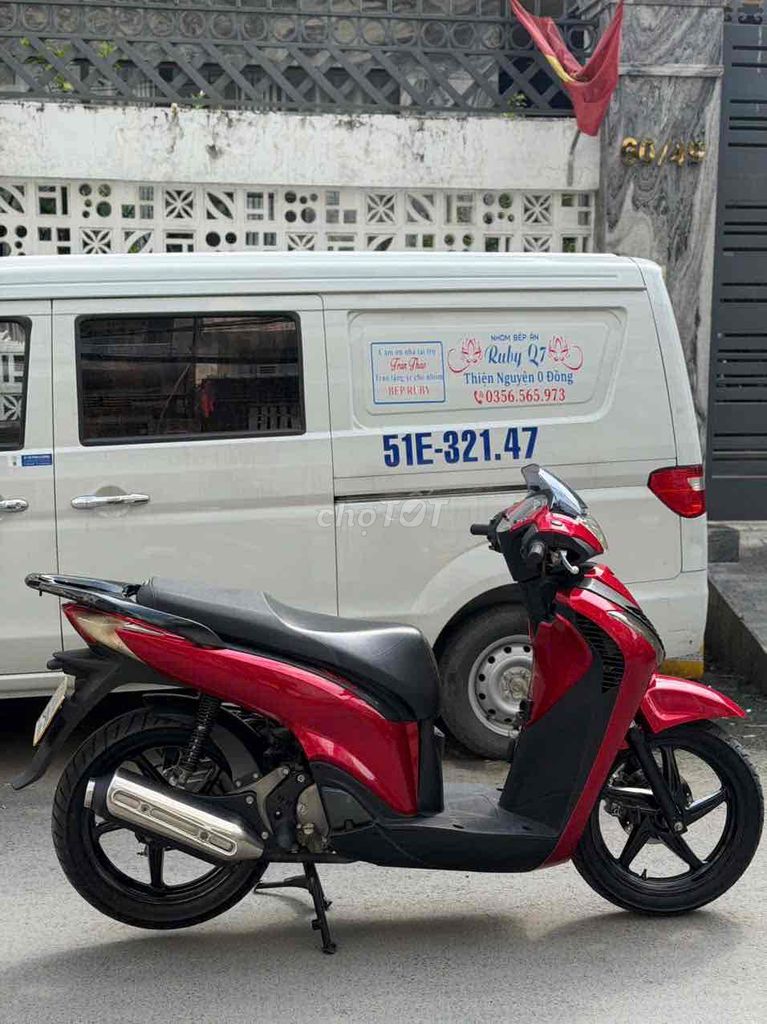 Dylan lên SH Ý BSTP 9c 52T4-7777 có giao lưu. Mua bán Xe máy tại Quận 7 Tp Hồ Chí Minh được đăng bởi Hoàng Lambada hình 3