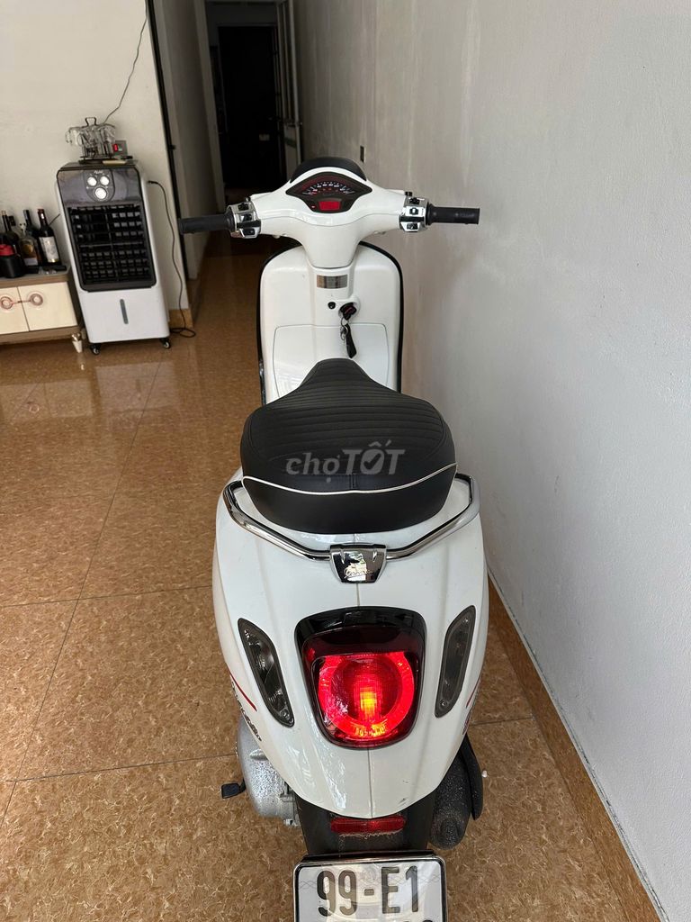 Xe Vespa Sprint S125 - 2024 - Đăng kí tháng 5/2024. Mua bán Xe máy tại Huyện Quế Võ Bắc Ninh được đăng bởi Sơn Cookie hình 2