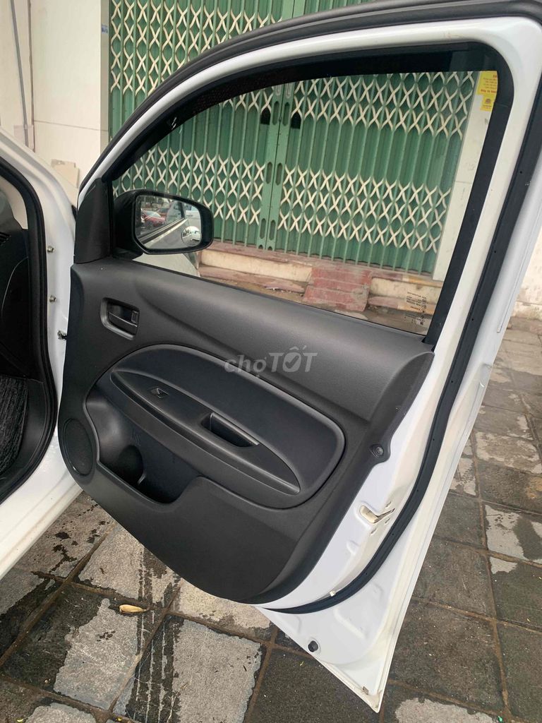 Mitsubishi Attrage 2020 MT - 70000 km. Mua bán Ô tô tại Quận Hai Bà Trưng Hà Nội được đăng bởi Levanhao hình 10