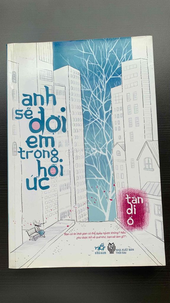 Anh sẽ đợi em trong hồi ức