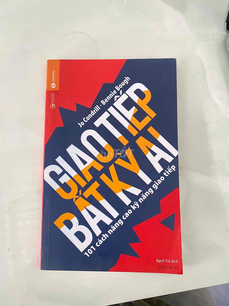 Sách Giao Tiếp Bất Kỳ Ai cũ. Mua bán Sách tại Huyện Cái Bè Tiền Giang được đăng bởi Đông platium hình 1