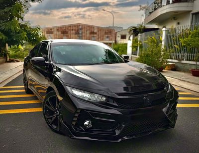 Honda Civic 2020 RS Đen 61.000km