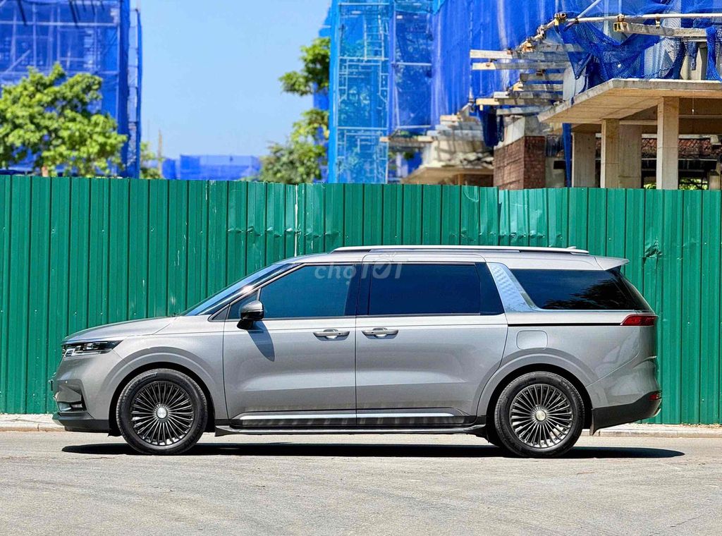 Kia Carnival Signature 2.2D sản xuất 2023. Mua bán Ô tô tại Quận Hà Đông Hà Nội được đăng bởi A Huan  hình 4