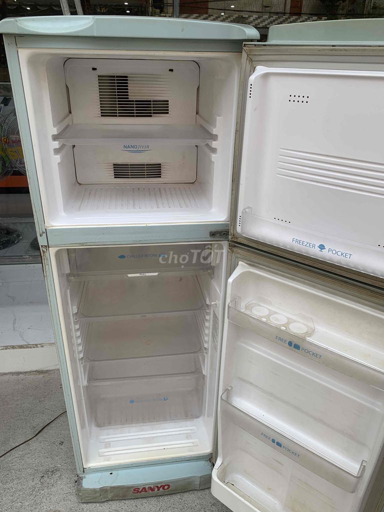 ✅ Thanh lý tủ lạnh mini 180l Sharp và 150l Sanyo