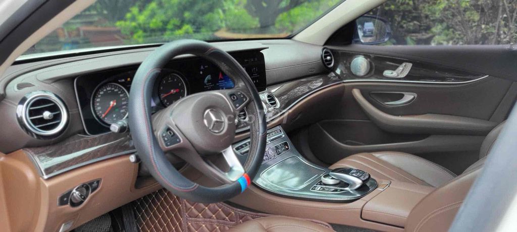 Mercedes Benz E Class 2017 E250 - 70000 km. Mua bán Ô tô tại Quận Gò Vấp Tp Hồ Chí Minh được đăng bởi Thức hình 8