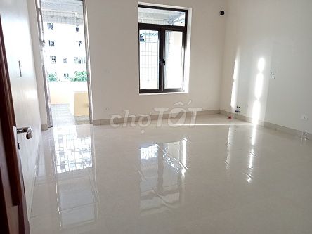 Cho thuê nhà ở Hồ Tùng Mậu 50m2, 4 tầng, oto đỗ cửa.