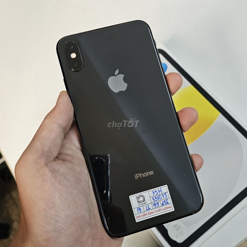 iPhone XS Max ✨ Xám Space Gray lịch lãm. Mua bán Điện thoại tại Quận 10 Tp Hồ Chí Minh được đăng bởi Lê Quân Mobile hình 1