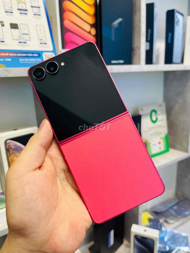 Samsung Galaxy Z Flip 7 256GB Đỏ. Mua bán Điện thoại tại Quận 3 Tp Hồ Chí Minh được đăng bởi Nguyễn Văn Tài hình 1