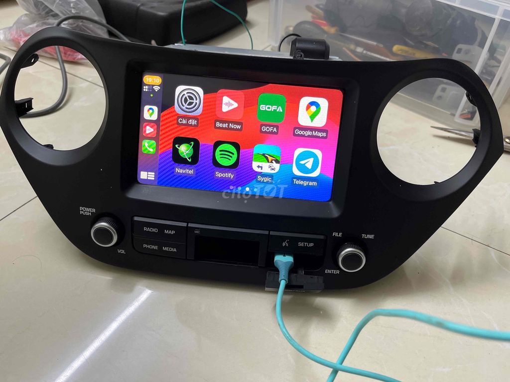 Màn hình ô tô huyndai i10 tháo xe có apple carplay