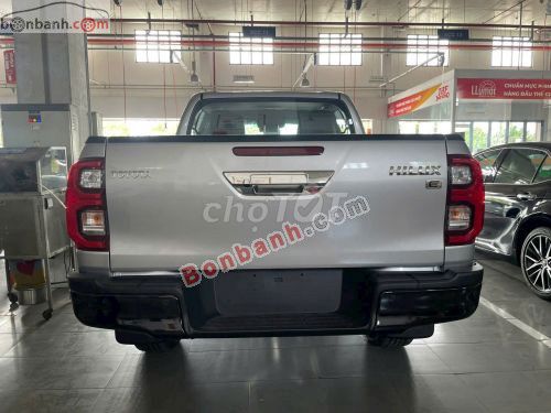 Toyota Hilux 2.4L 4x2 AT 2025. Mua bán Ô tô tại Quận Hoàng Mai Hà Nội được đăng bởi Khánh hình 4