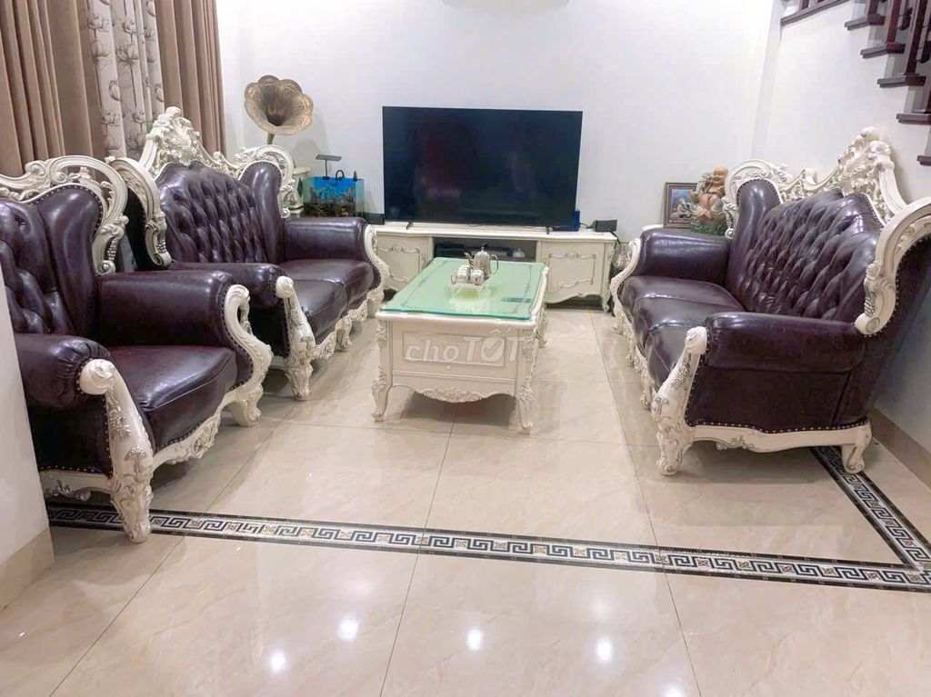 Bộ sofa Tân cổ điển Gỗ nhập khẩu Nâu, Trắng cũ. Mua bán Bàn ghế tại Huyện Hoài Đức Hà Nội được đăng bởi Anh Khoa hình 1