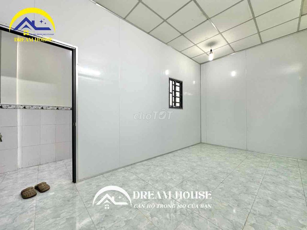 Phòng Trệt Gần Lê Văn Quới Chỉ Tính Điện Nước