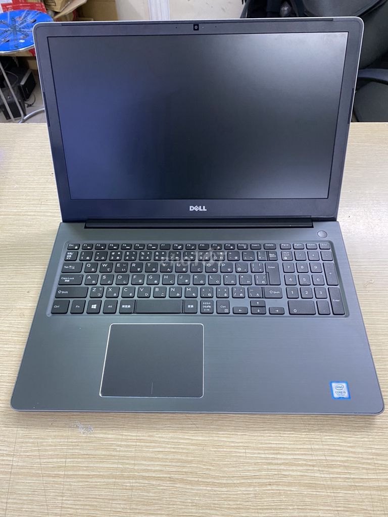 Dell vostro 5568 Vỏ Nhôm Mỏng Đẹp Siêu Ngon