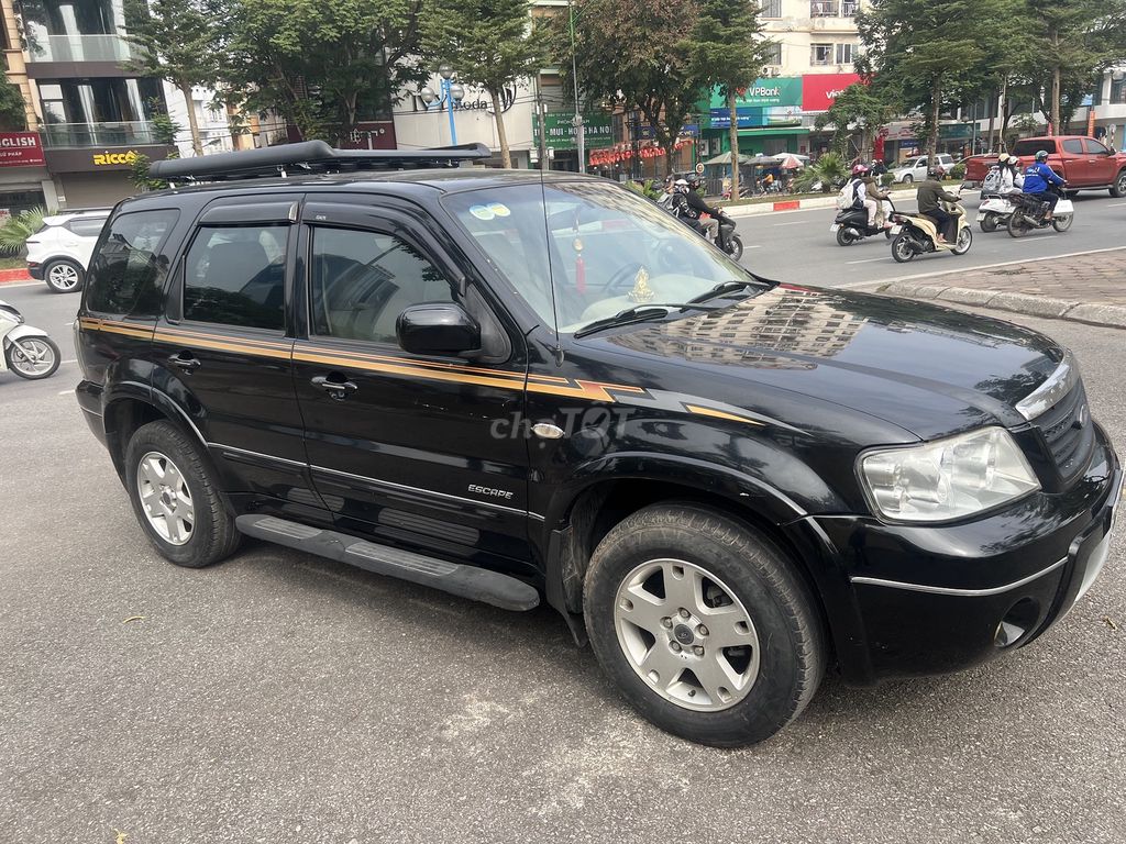 Ford Escape 2004 2.3L XLT Đen. Mua bán Ô tô tại Quận Bắc Từ Liêm Hà Nội được đăng bởi Anh Tú hình 3
