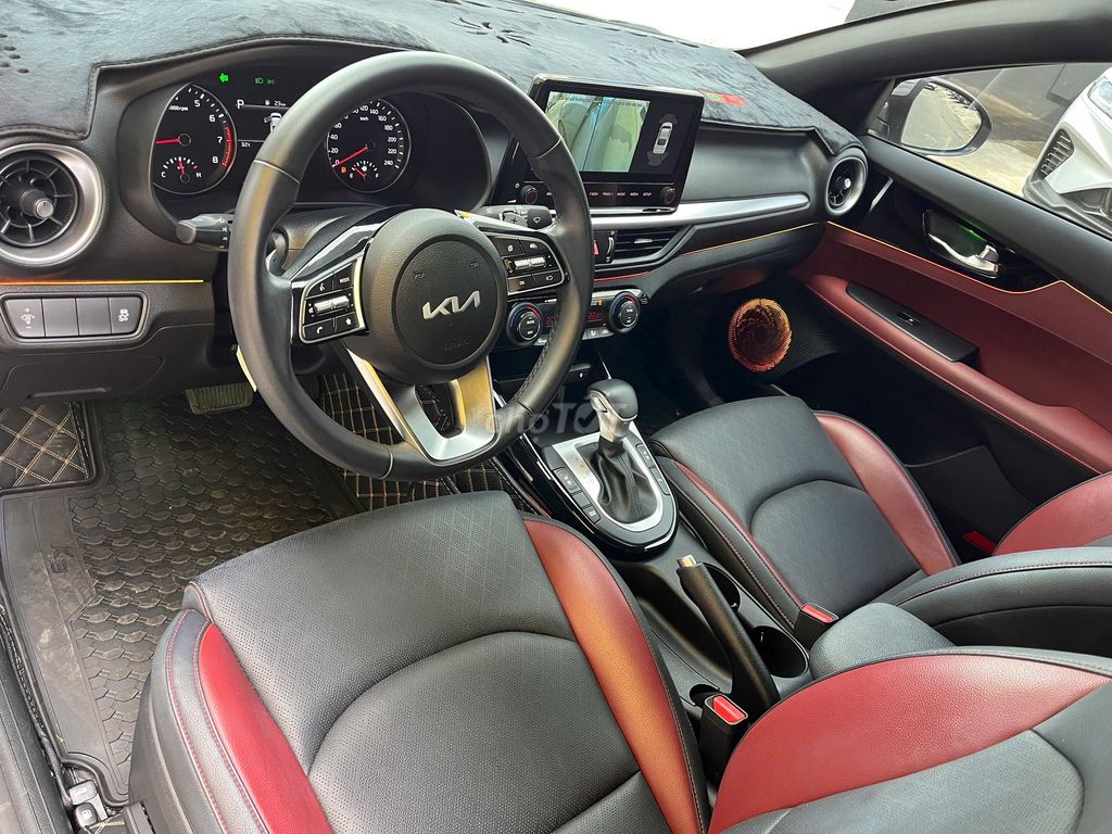 KIA K3 2.0 PREMIUM 2024 GIA ĐÌNH LƯỚT ĐẸP VAY 75%. Mua bán Ô tô tại Quận 5 Tp Hồ Chí Minh được đăng bởi Hiếu hình 19
