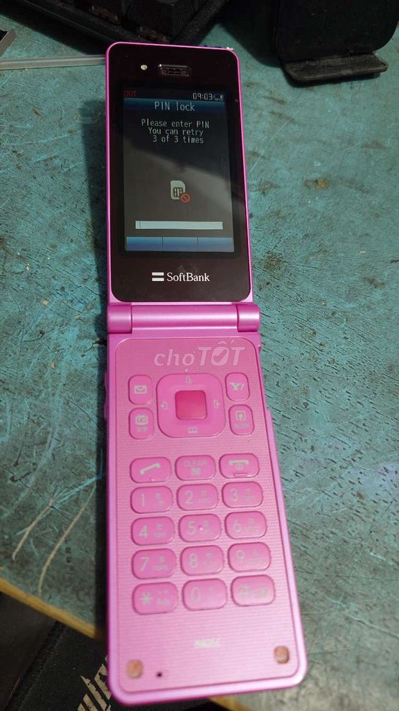 Điện thoại gập Softbank bị lock SIM. Mua bán Điện thoại tại Quận Bình Tân Tp Hồ Chí Minh được đăng bởi Shop đồ cũ hình 1
