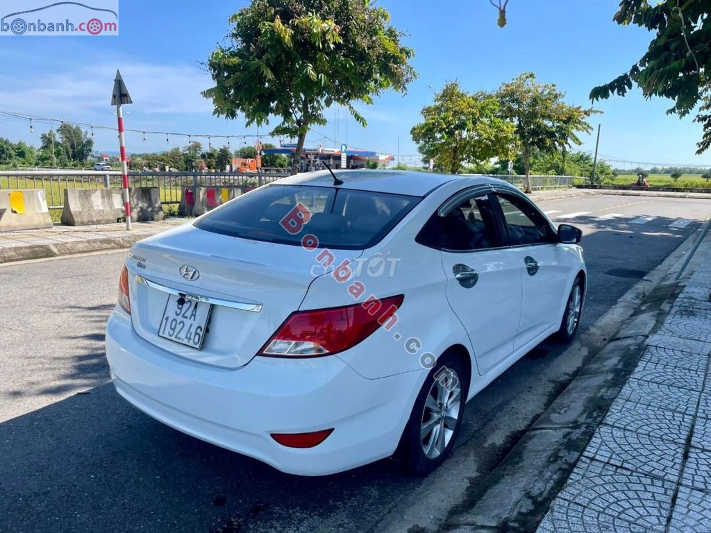 Xe Hyundai Accent 1.4 AT 2015 - 285 Triệu. Mua bán Ô tô tại Thành phố Hội An Quảng Nam được đăng bởi ISUZU hình 4