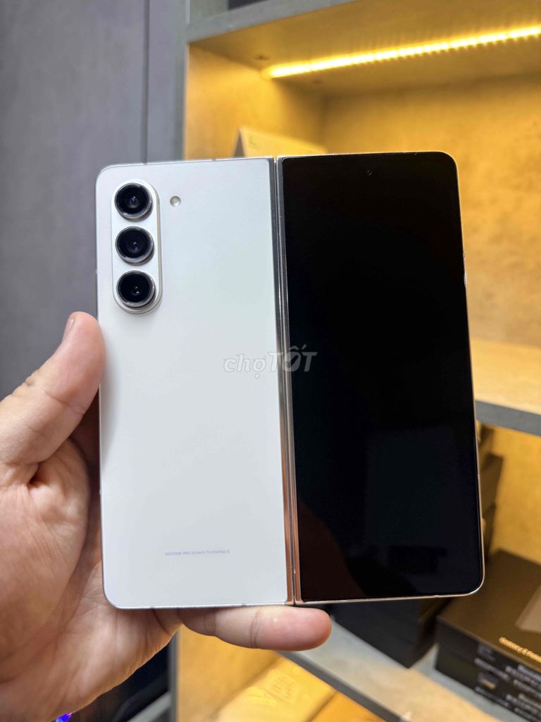 Samsung ZFold5 256GB Trắng Đã sử dụng. Mua bán Điện thoại tại Quận Bình Thạnh Tp Hồ Chí Minh được đăng bởi Đạt Mobi hình 1