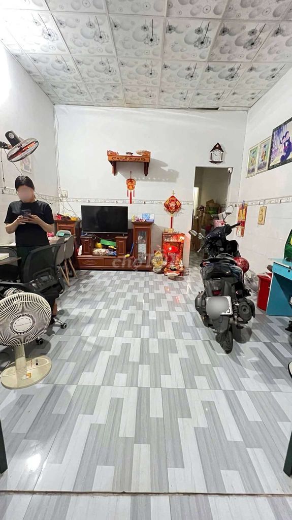 bán nhà cấp 4 giá tuyệt chủng ngay Ngã Tư Bình Chuẩn