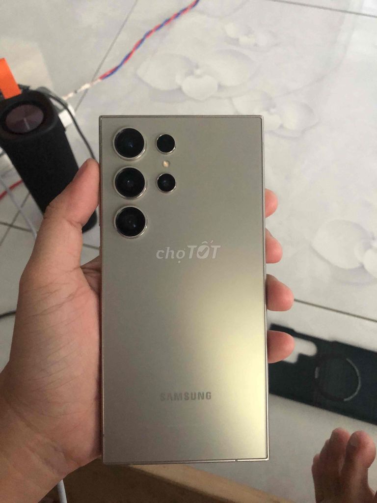 Samsung Galaxy S24 Ultra Bạc Đã sử dụng. Mua bán Điện thoại tại Huyện Lai Vung Đồng Tháp được đăng bởi Thanh Hào hình 1