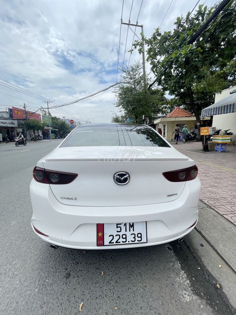 Bán Xe 1 chính chủ từ đầu mazda3 đời 2020 trắng. Mua bán Ô tô tại Quận 7 Tp Hồ Chí Minh được đăng bởi Dũng hình 2