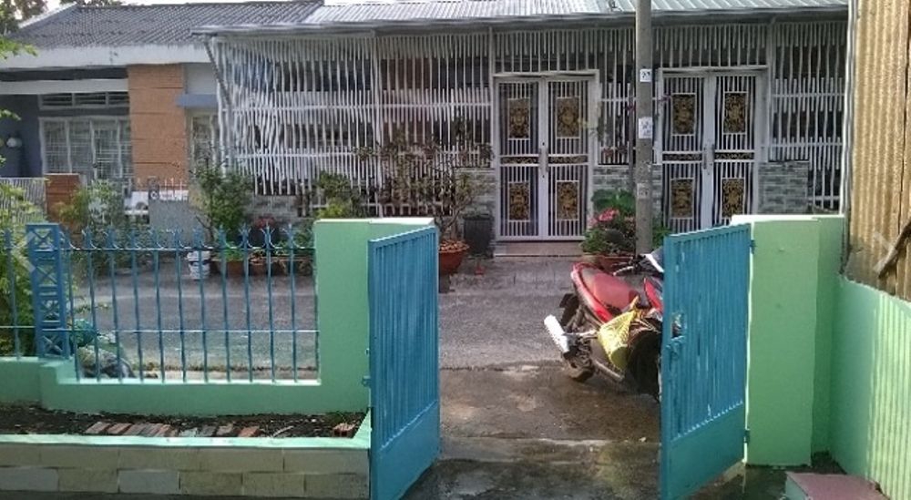 SAMPLE_HOUSE