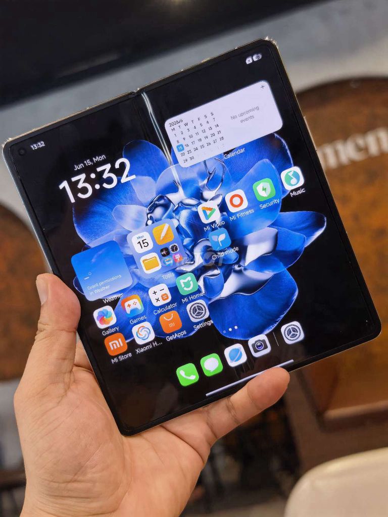 Xiaomi Mix Fold 4 Trắng. Mua bán Điện thoại tại Quận Nam Từ Liêm Hà Nội được đăng bởi TẠP HÓA ĐIỆN THỌAI TÀU hình 1