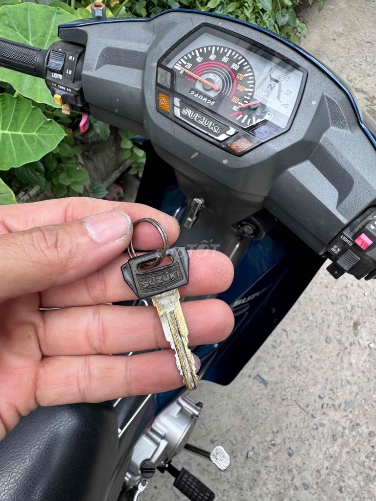 Suzuki Viva 2002 Xanh dương 24.000km. Mua bán Xe máy tại Quận 7 Tp Hồ Chí Minh được đăng bởi anh bảy hình 11