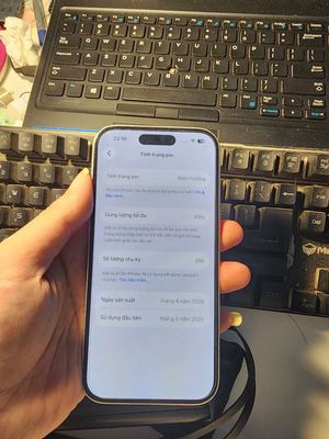 Apple iPhone 16 Trắng