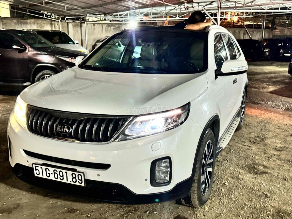 Kia Sorento 2019 Full dầu cửa nóc Panorama