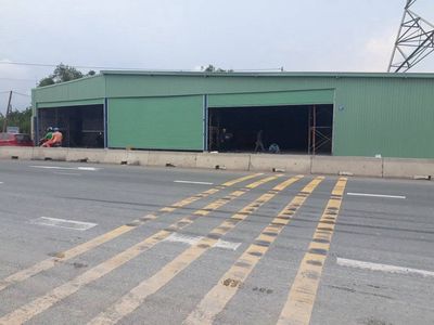 bán cửa cuốn giá rẻ tại bình chánh. Dịch vụ tại Huyện Hóc Môn Tp Hồ Chí Minh được đăng bởi CÔNG TY CỬA CUỐN QUANG ANH