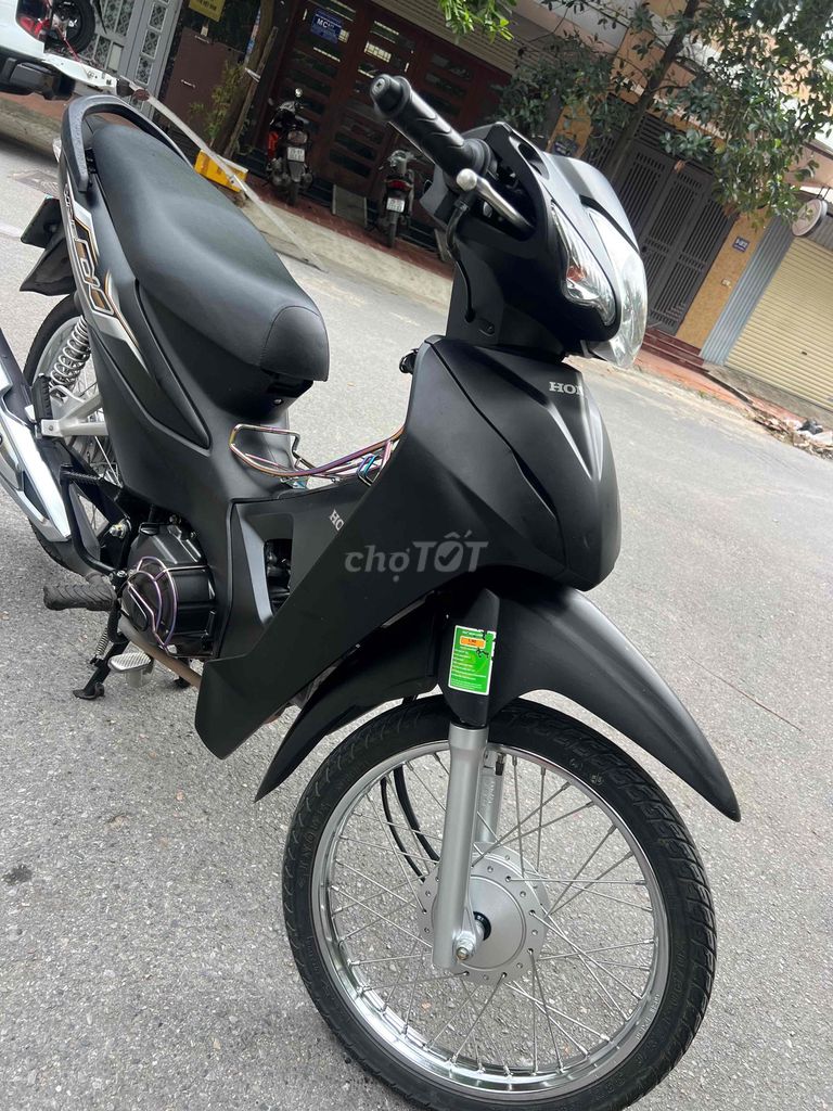 wve 2022. Mua bán Xe máy tại Quận Hà Đông Hà Nội được đăng bởi tung hình 6