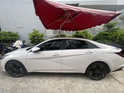 Hyundai Elantra 2024 Trắng
