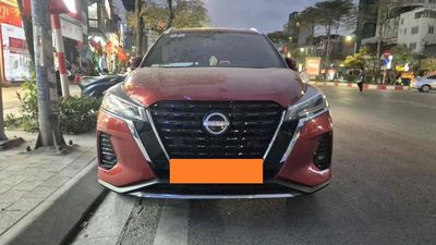Nissan Kicks Đỏ Xăng lai điện